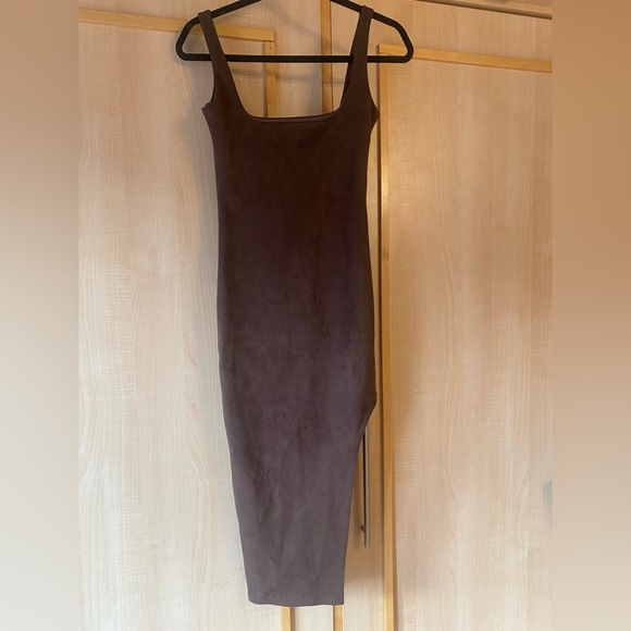 New!!! Missguided Chocolate Brown Faux Suede MIDI Cut-Out Dress Size 2 - Picture 3 of 12